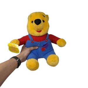 Vintage 1997 Disney Winnie the Pooh Hug and Wiggle Electronic Talking Plush Toy